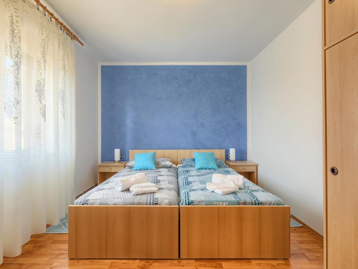 Apartment Chiara By Interhome Novigrad  Bagian luar foto