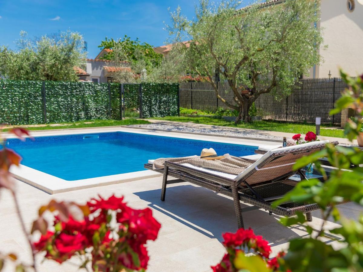 Apartment Chiara By Interhome Novigrad  Bagian luar foto